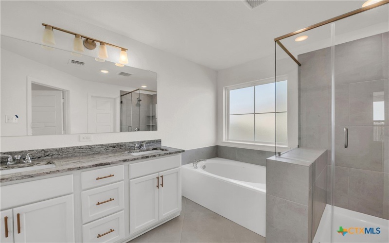 1936 Ember Drive, Temple, TX 76502, 3 Bedrooms Bedrooms, ,2 BathroomsBathrooms,Residential,For Sale,1936 Ember Drive,0,591545