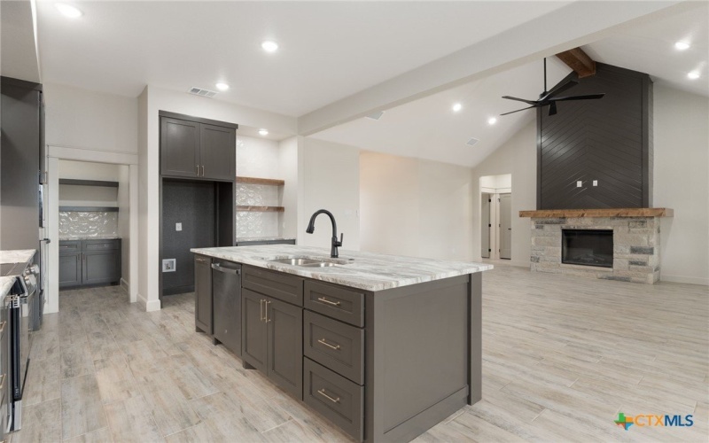 11139 Golden Eagle Avenue, Salado, TX 76571, 4 Bedrooms Bedrooms, ,2 BathroomsBathrooms,Residential,For Sale,11139 Golden Eagle Avenue,0,591610