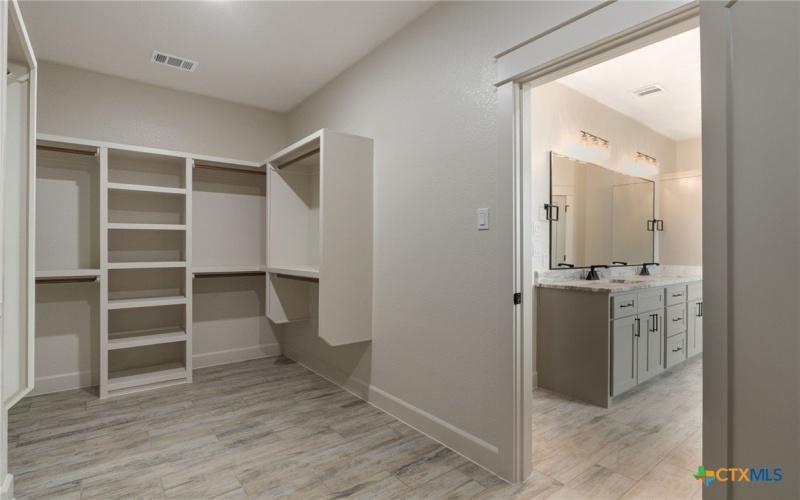 11139 Golden Eagle Avenue, Salado, TX 76571, 4 Bedrooms Bedrooms, ,2 BathroomsBathrooms,Residential,For Sale,11139 Golden Eagle Avenue,0,591610