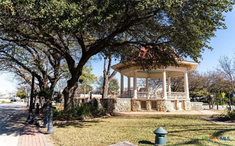 406 Cleveland Way, New Braunfels, TX 78130, 4 Bedrooms Bedrooms, ,3 BathroomsBathrooms,Residential,For Sale,406 Cleveland Way,0,591618