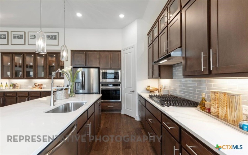 406 Cleveland Way, New Braunfels, TX 78130, 4 Bedrooms Bedrooms, ,3 BathroomsBathrooms,Residential,For Sale,406 Cleveland Way,0,591618
