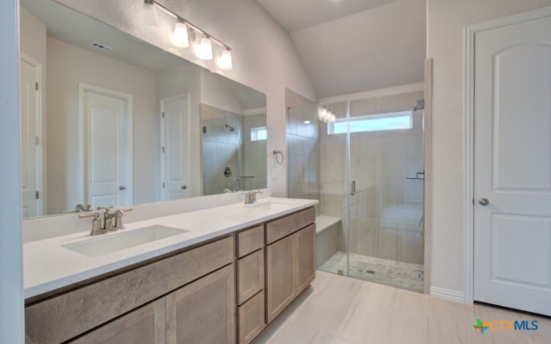 2044 Stephanie Avenue, New Braunfels, TX 78132, 4 Bedrooms Bedrooms, ,3 BathroomsBathrooms,Residential,For Sale,2044 Stephanie Avenue,0,591637