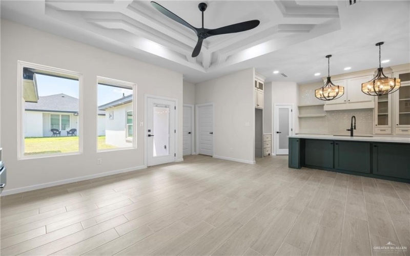 2736 E Pecos Road, Edinburg, TX 78542, 3 Bedrooms Bedrooms, ,2 BathroomsBathrooms,Residential,For Sale,2736 E Pecos Road,0,480020