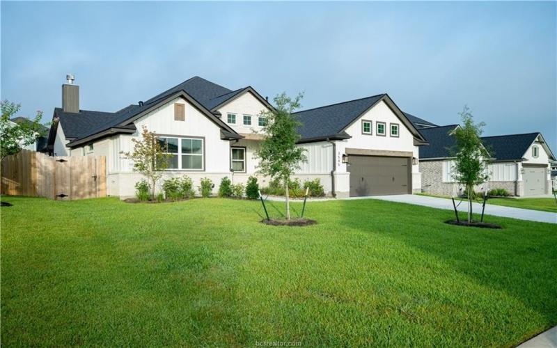 3545 Chantilly Path, Bryan, TX 77808, 4 Bedrooms Bedrooms, ,3 BathroomsBathrooms,Residential,For Sale,3545 Chantilly Path,24014348