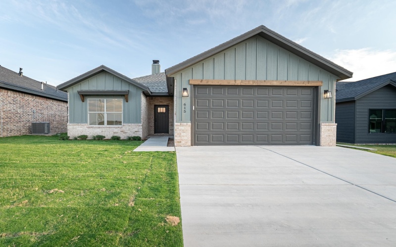 615 E 14th Street, Wolfforth, TX 79382, 3 Habitaciones Habitaciones , ,2 BañosBaños,Residential,En Venta,615 E 14th Street,0,202559939