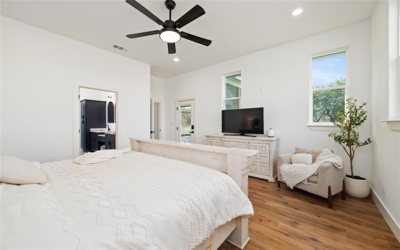 7702 Feather Bay Blvd Boulevard, Brownwood, TX 76801, 3 Bedrooms Bedrooms, ,2 BathroomsBathrooms,Residential,For Sale,7702 Feather Bay Blvd Boulevard,0,20828671
