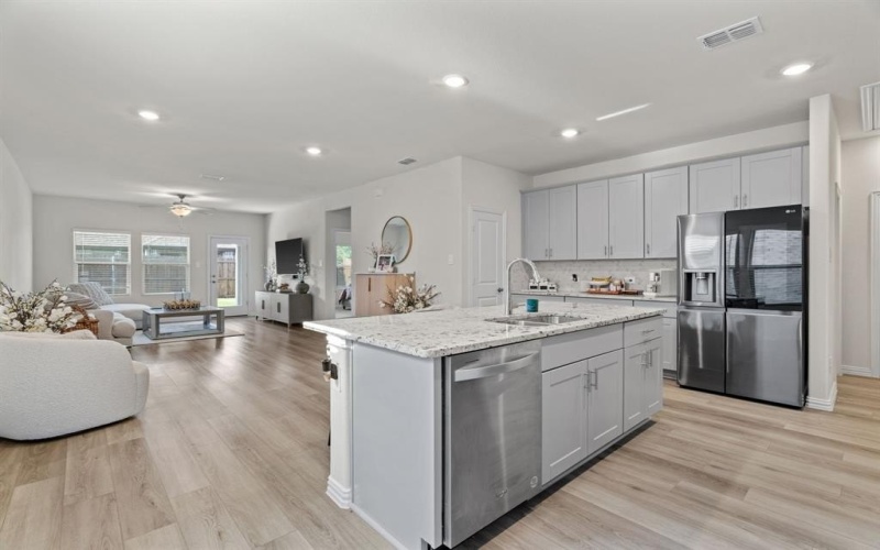 403 Cottagewood Drive, Princeton, TX 75071, 3 Habitaciones Habitaciones , ,2 BañosBaños,Residential,En Venta,403 Cottagewood Drive,0,21042847