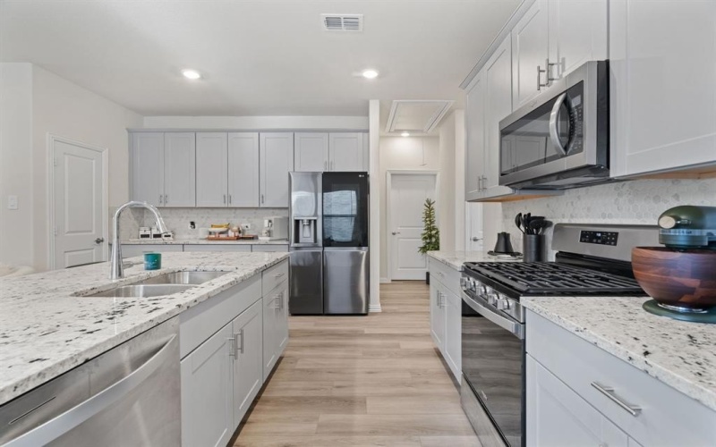 403 Cottagewood Drive, Princeton, TX 75071, 3 Habitaciones Habitaciones , ,2 BañosBaños,Residential,En Venta,403 Cottagewood Drive,0,21042847