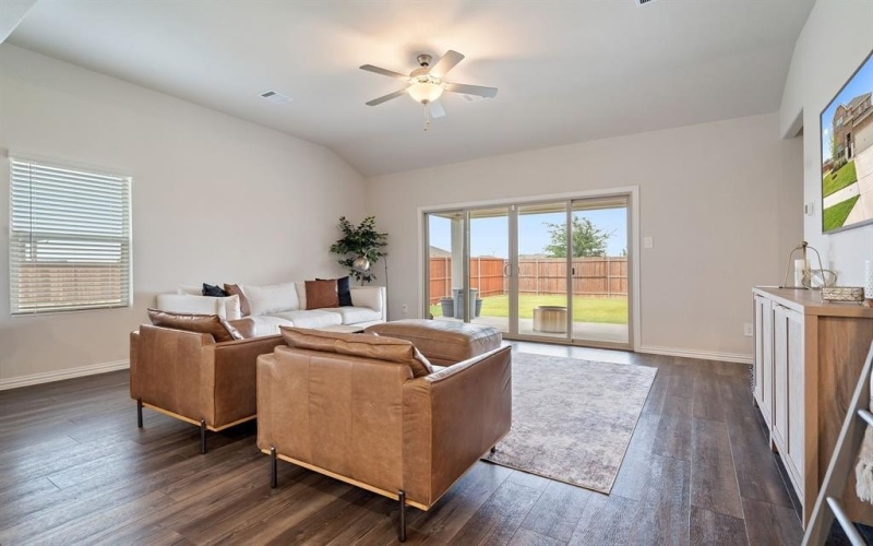 2232 Sun Star Drive, Haslet, TX 76052, 4 Habitaciones Habitaciones , ,3 BañosBaños,Residential,En Venta,2232 Sun Star Drive,0,21046784