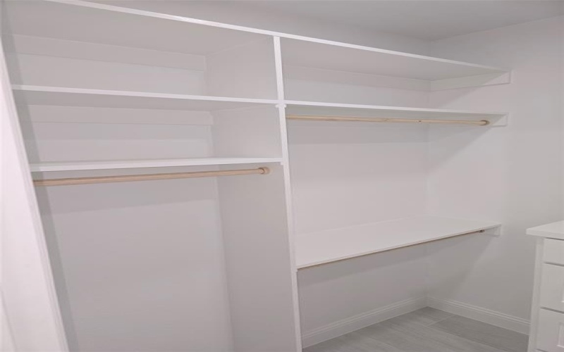 5812 Oakdale Drive, Fort Worth, TX 76119, 3 Bedrooms Bedrooms, ,2 BathroomsBathrooms,Residential,For Sale,5812 Oakdale Drive,0,21047914