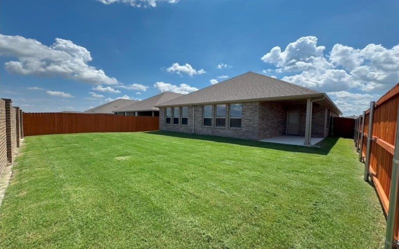 15144 GREEN BLUFF Drive, Fort Worth, TX 76008, 4 Bedrooms Bedrooms, ,2 BathroomsBathrooms,Residential,For Sale,15144 GREEN BLUFF Drive,0,21048471