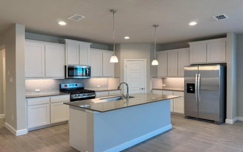15144 GREEN BLUFF Drive, Fort Worth, TX 76008, 4 Bedrooms Bedrooms, ,2 BathroomsBathrooms,Residential,For Sale,15144 GREEN BLUFF Drive,0,21048471