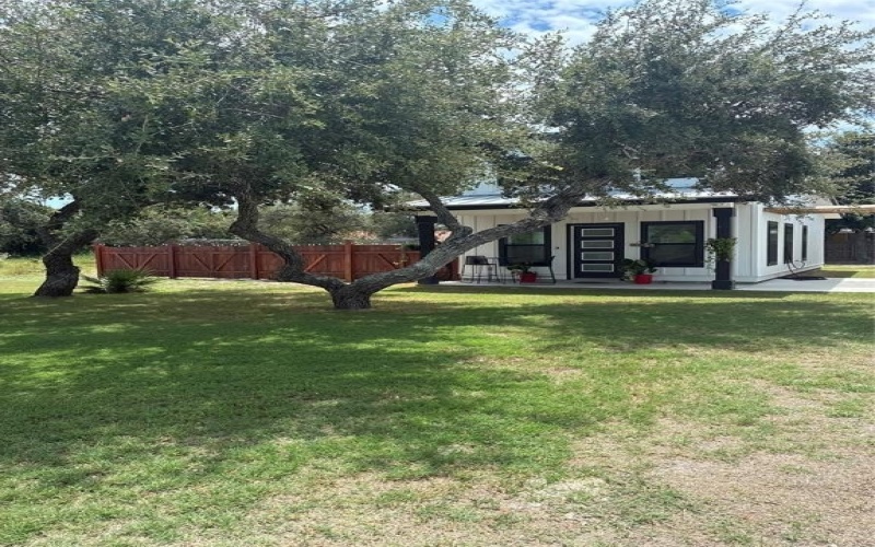 1617 W Terrace Boulevard, Rockport, TX 78382, ,Residential,En Venta,1617 W Terrace Boulevard,0,21048520
