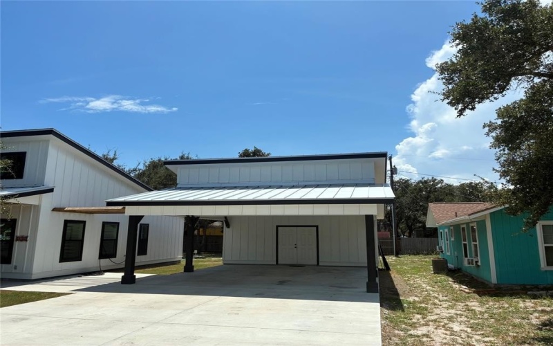 1617 W Terrace Boulevard, Rockport, TX 78382, ,Residential,En Venta,1617 W Terrace Boulevard,0,21048520