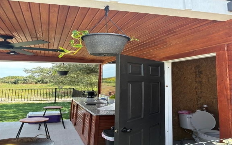 1617 W Terrace Boulevard, Rockport, TX 78382, ,Residential,En Venta,1617 W Terrace Boulevard,0,21048520