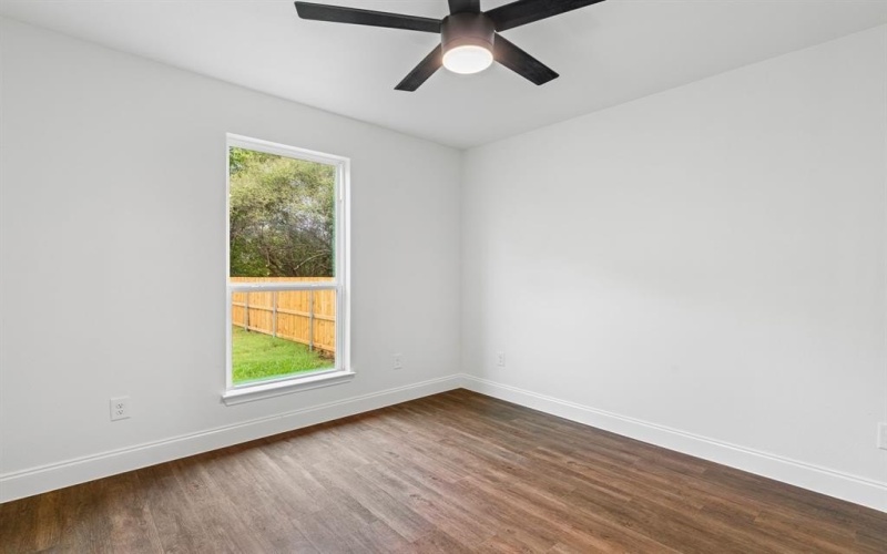 2208 Mill Street, Greenville, TX 75401, 3 Bedrooms Bedrooms, ,2 BathroomsBathrooms,Residential,For Sale,2208 Mill Street,0,21048641