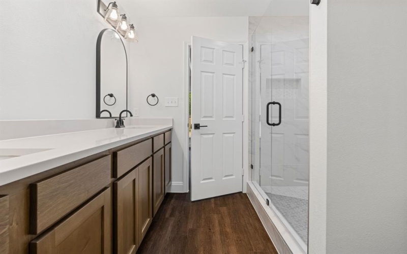 2208 Mill Street, Greenville, TX 75401, 3 Bedrooms Bedrooms, ,2 BathroomsBathrooms,Residential,For Sale,2208 Mill Street,0,21048641
