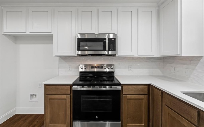 2208 Mill Street, Greenville, TX 75401, 3 Bedrooms Bedrooms, ,2 BathroomsBathrooms,Residential,For Sale,2208 Mill Street,0,21048641