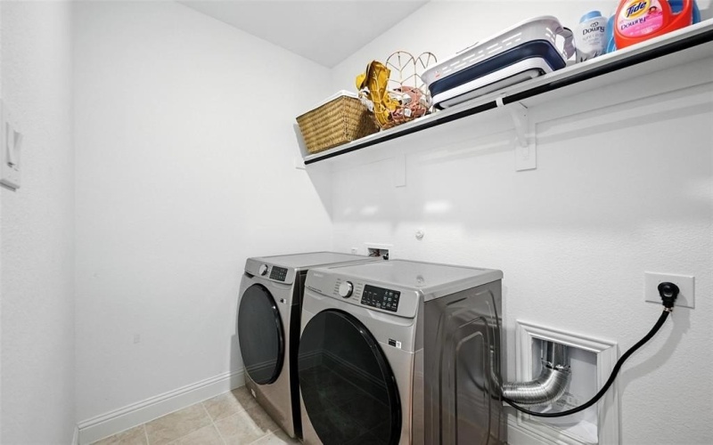 447 Holly Road, Lakewood Village, TX 75068, 4 Habitaciones Habitaciones , ,2 BañosBaños,Residential,En Venta,447 Holly Road,0,21049028