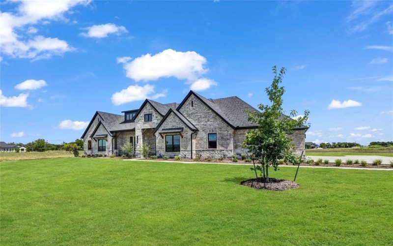 3013 Summit Drive, Aledo, TX 76008, 4 Bedrooms Bedrooms, ,3 BathroomsBathrooms,Residential,For Sale,3013 Summit Drive,0,21049386