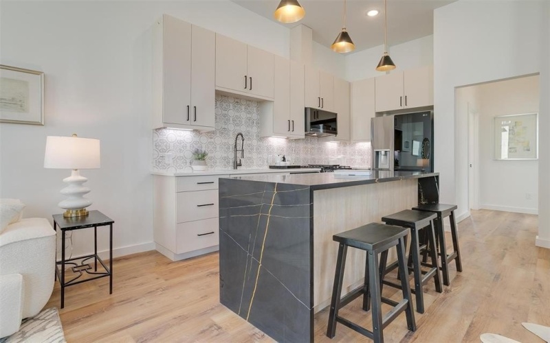 445 W Morphy Street, Fort Worth, TX 76104, 3 Habitaciones Habitaciones , ,3 BañosBaños,Residential,En Venta,445 W Morphy Street,0,21049455