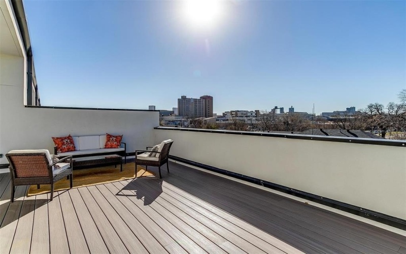 445 W Morphy Street, Fort Worth, TX 76104, 3 Habitaciones Habitaciones , ,3 BañosBaños,Residential,En Venta,445 W Morphy Street,0,21049455