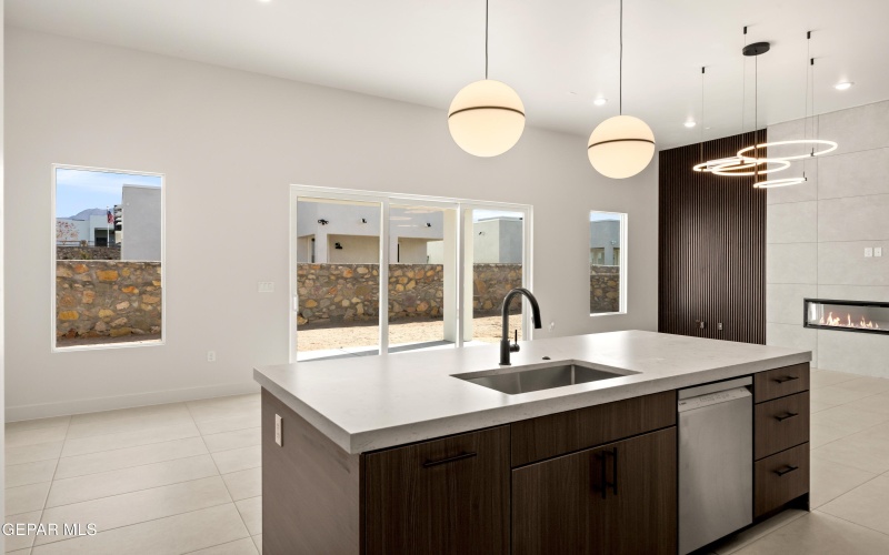 1806 Bridle, El Paso, TX 79911, 4 Habitaciones Habitaciones , ,2 BañosBaños,Residential,En Venta,1806 Bridle,918669