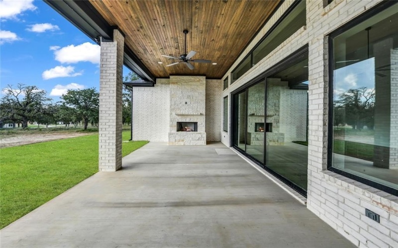 1035 Estancia Boulevard, Weatherford, TX 76088, 4 Bedrooms Bedrooms, ,3 BathroomsBathrooms,Residential,For Sale,1035 Estancia Boulevard,0,21049692