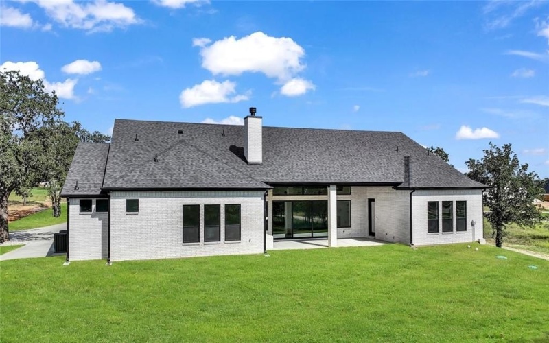 1035 Estancia Boulevard, Weatherford, TX 76088, 4 Bedrooms Bedrooms, ,3 BathroomsBathrooms,Residential,For Sale,1035 Estancia Boulevard,0,21049692