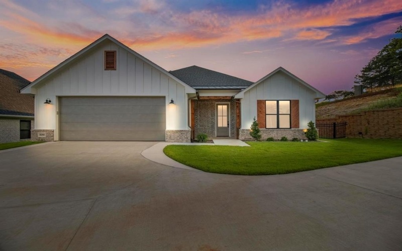 9244 Villas Court, Tyler, TX 75703, 3 Habitaciones Habitaciones , ,3 BañosBaños,Residential,En Venta,9244 Villas Court,0,21049766