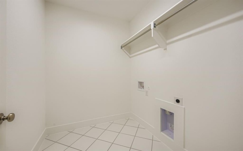 1724 Cornwall Avenue, Fort Worth, TX 76052, 4 Habitaciones Habitaciones , ,3 BañosBaños,Residential,En Venta,1724 Cornwall Avenue,0,21049837