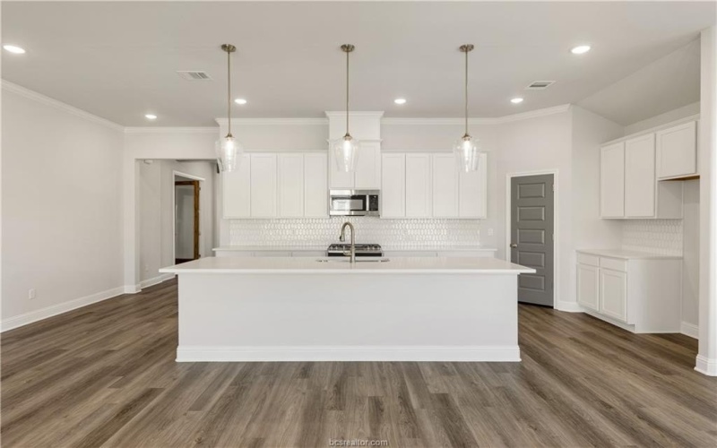 2902 Bombay Court, Bryan, TX 77808, 3 Bedrooms Bedrooms, ,3 BathroomsBathrooms,Residential,For Sale,2902 Bombay Court,24014377