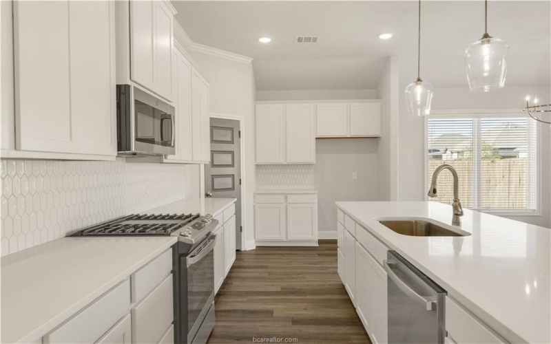 2902 Bombay Court, Bryan, TX 77808, 3 Bedrooms Bedrooms, ,3 BathroomsBathrooms,Residential,For Sale,2902 Bombay Court,24014377