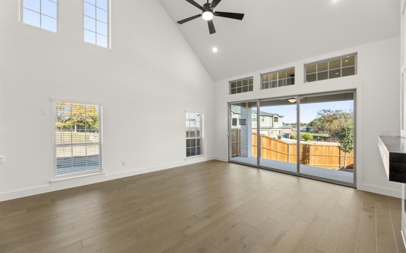 12814 Meadow Glen, Rowlett, TX 75089, 4 Habitaciones Habitaciones , ,3 BañosBaños,Residential,En Venta,12814 Meadow Glen,0,21049985