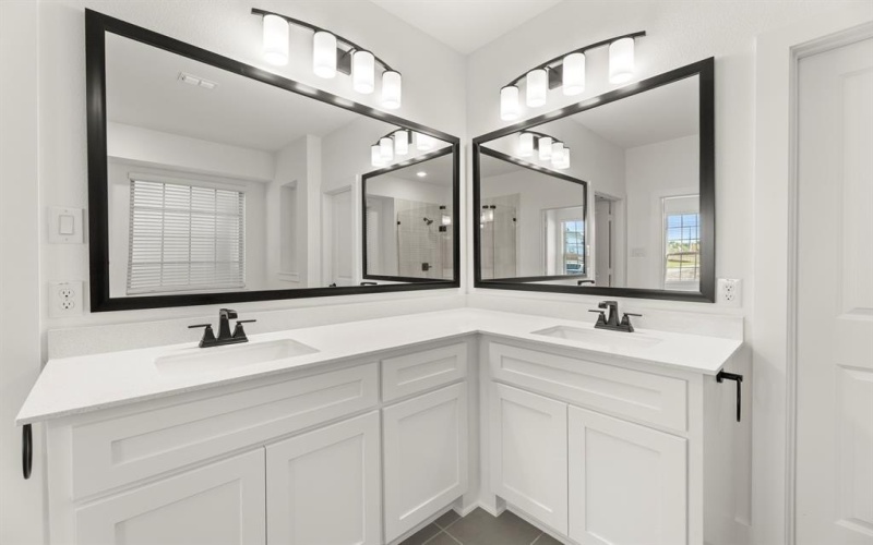 12814 Meadow Glen, Rowlett, TX 75089, 4 Habitaciones Habitaciones , ,3 BañosBaños,Residential,En Venta,12814 Meadow Glen,0,21049985