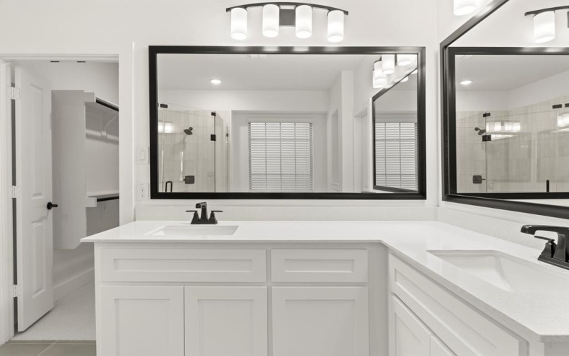 12814 Meadow Glen, Rowlett, TX 75089, 4 Habitaciones Habitaciones , ,3 BañosBaños,Residential,En Venta,12814 Meadow Glen,0,21049985