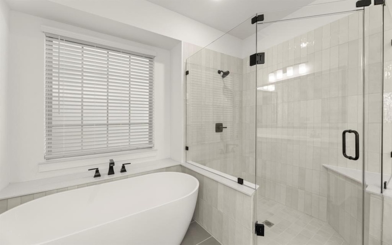 12814 Meadow Glen, Rowlett, TX 75089, 4 Habitaciones Habitaciones , ,3 BañosBaños,Residential,En Venta,12814 Meadow Glen,0,21049985