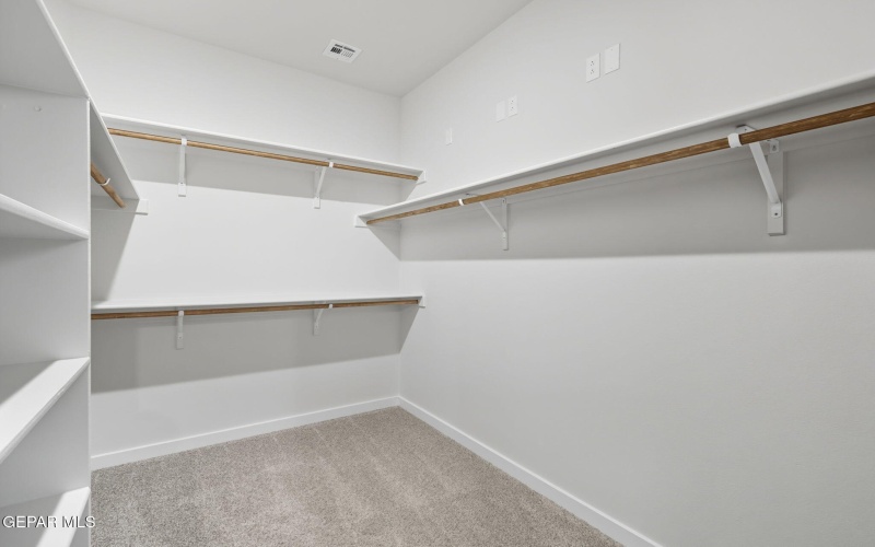 925 Nayland Place, El Paso, TX 79928, 4 Habitaciones Habitaciones , ,1 BañoBaños,Residential,En Venta,925 Nayland Place,0,917388