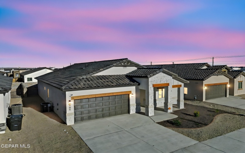 925 Nayland Place, El Paso, TX 79928, 4 Habitaciones Habitaciones , ,1 BañoBaños,Residential,En Venta,925 Nayland Place,0,917388