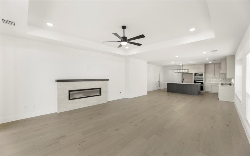 12806 Meadow Glen Trail, Rowlett, TX 75089, 4 Habitaciones Habitaciones , ,3 BañosBaños,Residential,En Venta,12806 Meadow Glen Trail,0,21050144