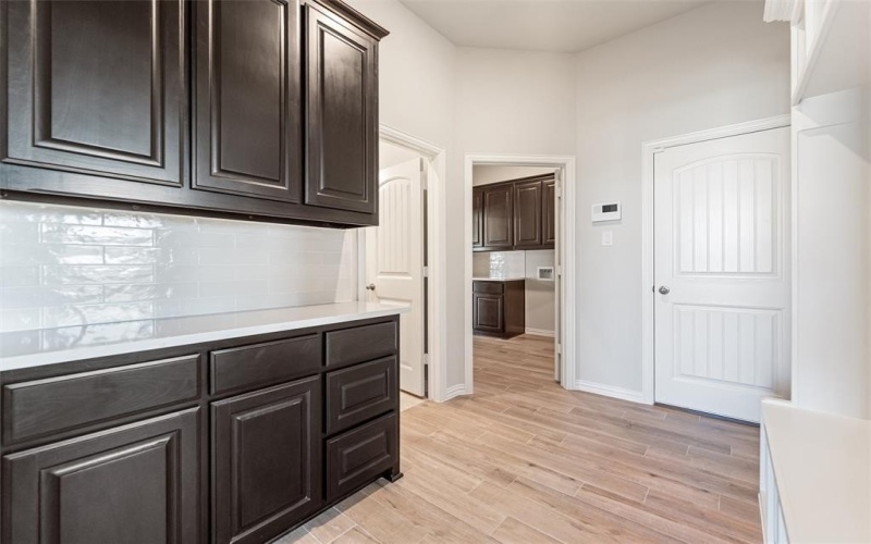 136 Oak Grove Way, Springtown, TX 76082, 4 Bedrooms Bedrooms, ,3 BathroomsBathrooms,Residential,For Sale,136 Oak Grove Way,0,21050157