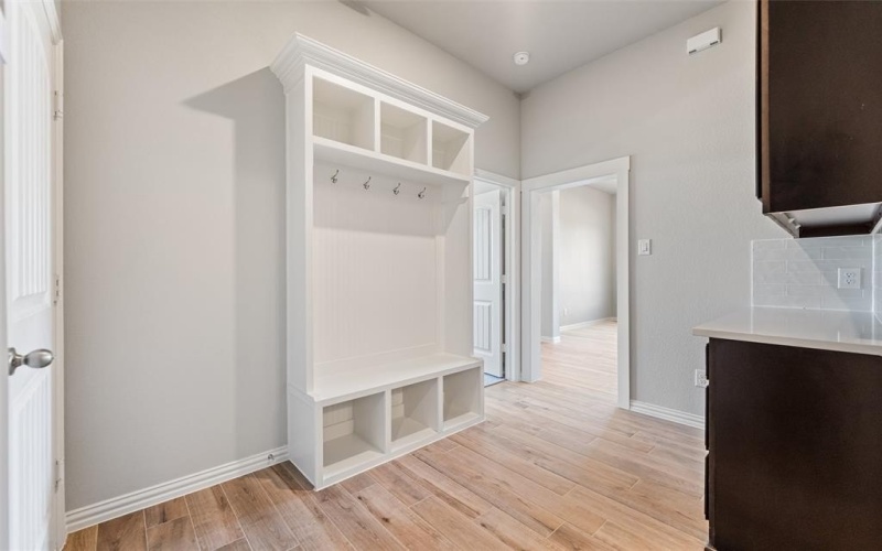 136 Oak Grove Way, Springtown, TX 76082, 4 Bedrooms Bedrooms, ,3 BathroomsBathrooms,Residential,For Sale,136 Oak Grove Way,0,21050157