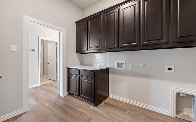 136 Oak Grove Way, Springtown, TX 76082, 4 Bedrooms Bedrooms, ,3 BathroomsBathrooms,Residential,For Sale,136 Oak Grove Way,0,21050157