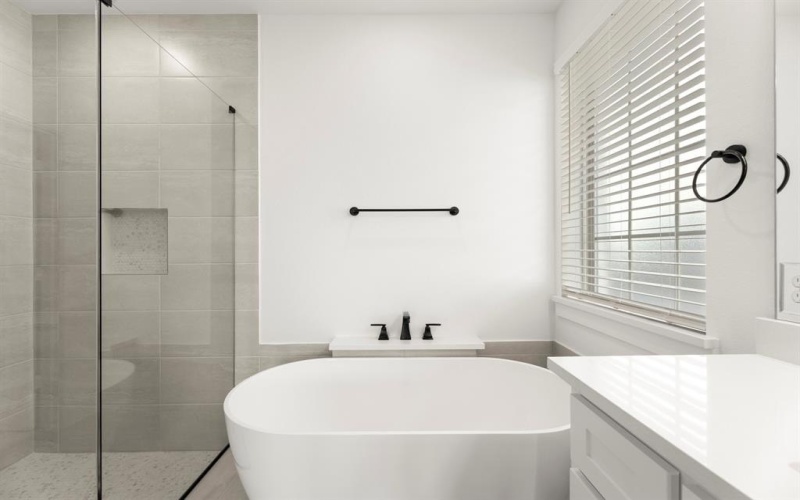 8511 Great Stone Trail, Rowlett, TX 75089, 5 Bedrooms Bedrooms, ,5 BathroomsBathrooms,Residential,For Sale,8511 Great Stone Trail,0,21050163