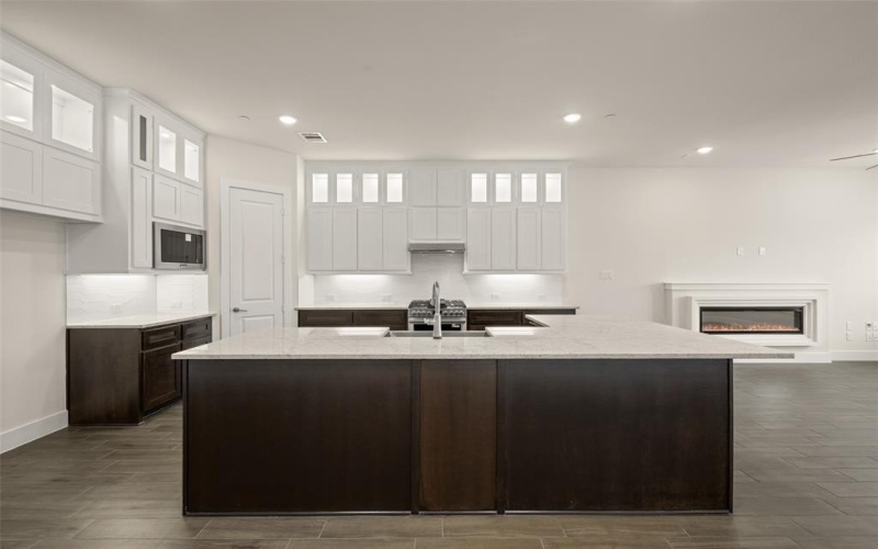 1850 Wittington, Farmers Branch, TX 75234, 3 Habitaciones Habitaciones , ,2 BañosBaños,Residential,En Venta,1850 Wittington,0,21050243