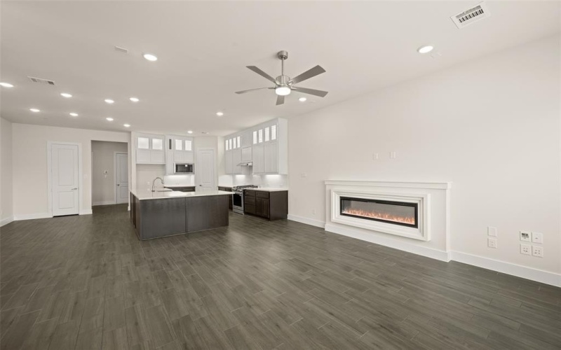 1850 Wittington, Farmers Branch, TX 75234, 3 Habitaciones Habitaciones , ,2 BañosBaños,Residential,En Venta,1850 Wittington,0,21050243