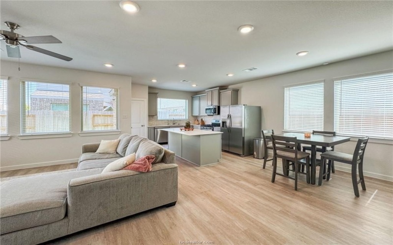 31922 Abington Village Way, Hockley, TX 77447, 3 Habitaciones Habitaciones , ,2 BañosBaños,Residential,En Venta,31922 Abington Village Way,0,25009228
