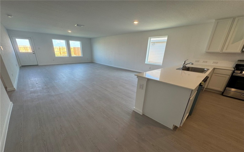 8126 Krypton, Corpus Christi, TX 78414, 3 Habitaciones Habitaciones , ,2 BañosBaños,Residential,En Venta,8126 Krypton,0,464183