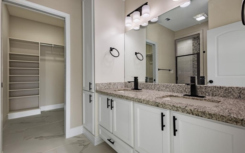 239 Bayo Dr., Eagle Pass, TX 78852, 3 Bedrooms Bedrooms, ,2 BathroomsBathrooms,Residential,For Sale,239 Bayo Dr.,0,81619