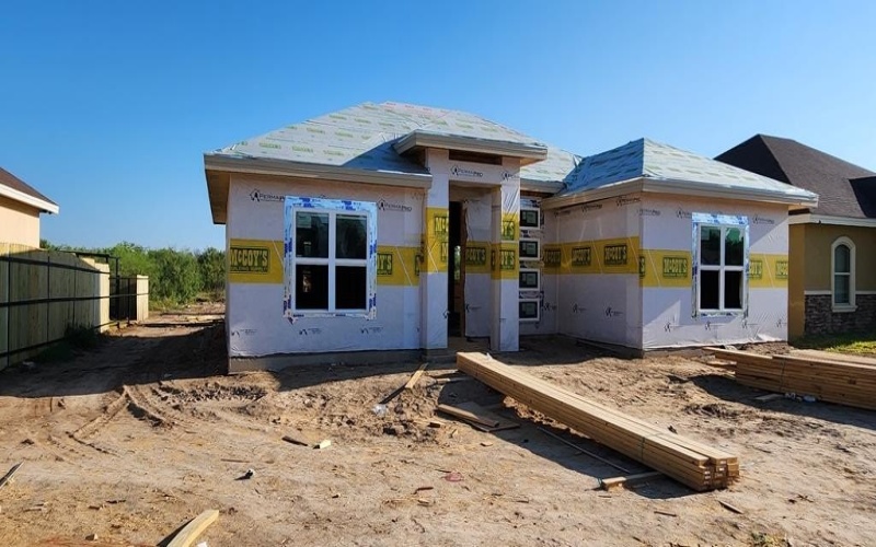 239 Bayo Dr., Eagle Pass, TX 78852, 3 Bedrooms Bedrooms, ,2 BathroomsBathrooms,Residential,For Sale,239 Bayo Dr.,0,81619